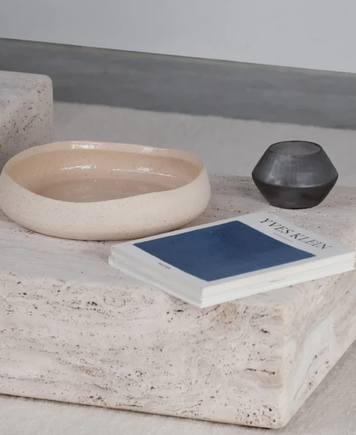 Kavos staliukas DIJON, baltas travertinas, 54x54x18,5cm