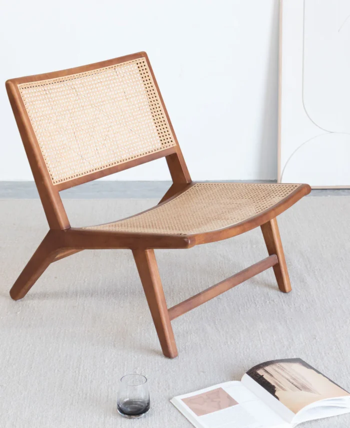 Krėslas FLORA, riešuto spalvos